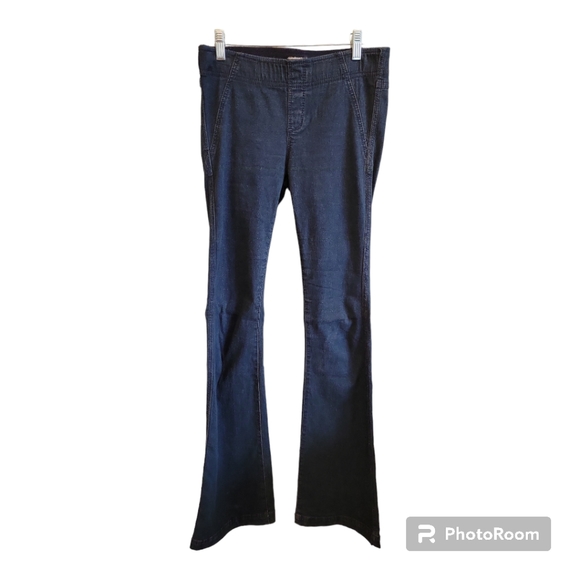 Vintage FREE PEOPLE Pull on Flare Demim Jegging Jeans - Picture 1 of 6